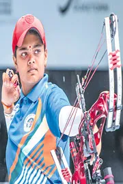 Vennam Jyothi Surekha leads strong show by Indian compound archers