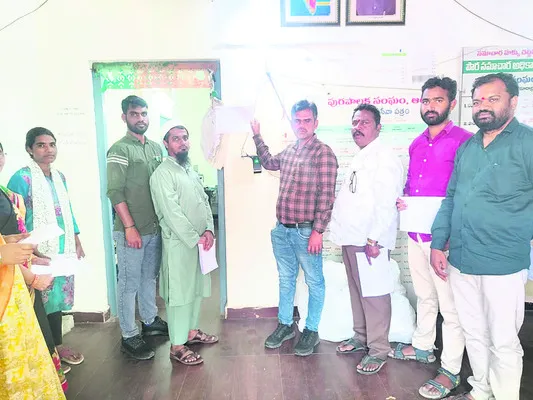 పుర ఓటర్లు 1,32,820 