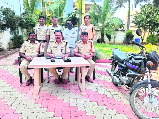 చోరీ కేసులో నిందితుడి అరెస్ట్‌
