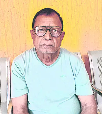 పారిజాతగిరి ఈవోపై చర్యలు తీసుకోవాలి 