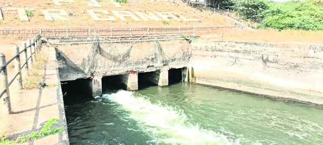 సాగునీటి వృథా! 