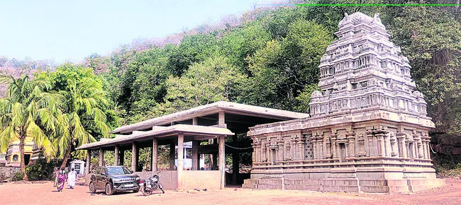 ఏర్పాట్లు పూర్తయ్యేదెన్నడు! 