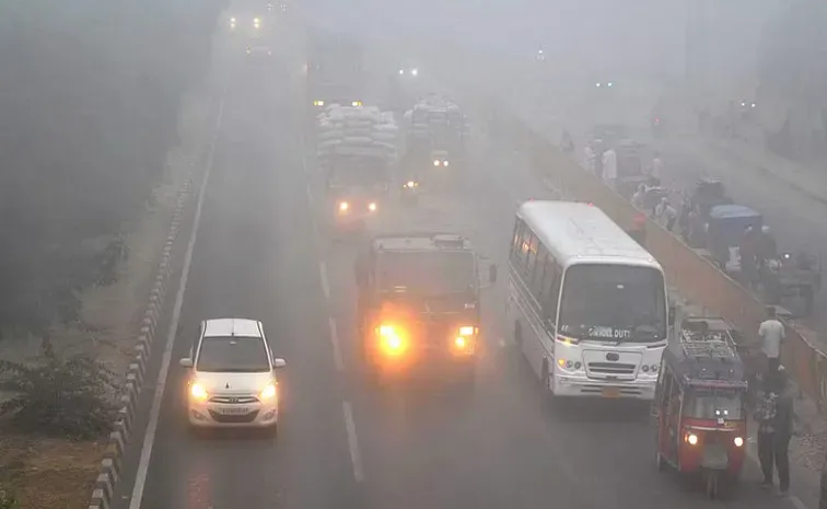 Grade-4 restrictions lifted in Delhi