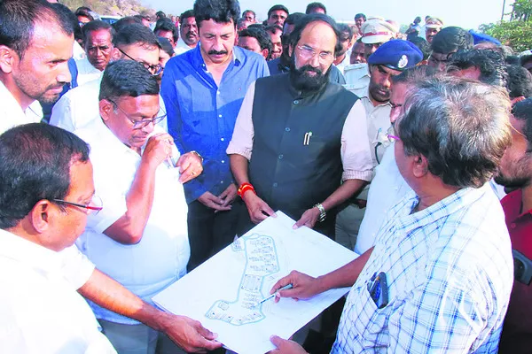 ప్రపంచానికే ఆదర్శంగా యంగ్‌ ఇండియా విద్యాసంస్థలు