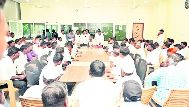 మున్సిపాలిటీల్లో కాంగ్రెస్‌ జెండా ఎగరాలి