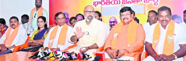 కార్యకర్త అధ్యక్షుడు కావడం బీజేపీలోనే సాధ్యం 