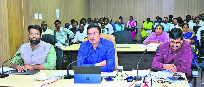 సమన్వయంతో లక్ష్యాలు సాధించాలి 