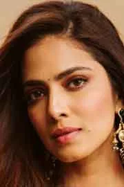 Malavika Mohanan Takes Dig About Tamil, Telugu Actress9