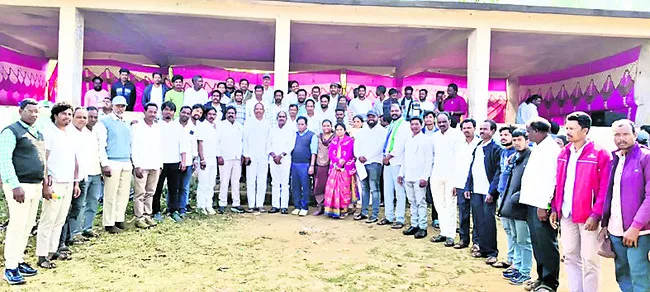 వైఎస్సార్‌సీపీ గ్రామ కమిటీల ఏర్పాటు వేగవంతం 