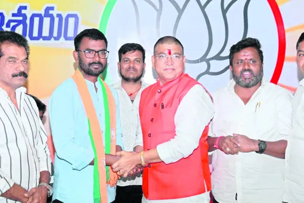 ఆర్మూర్‌ మున్సిపల్‌పై బీజేపీ జెండా ఎగురవేస్తాం 