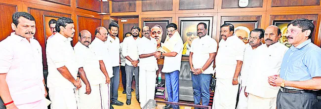 డీఎంకేలోకి వైద్య లింగం 