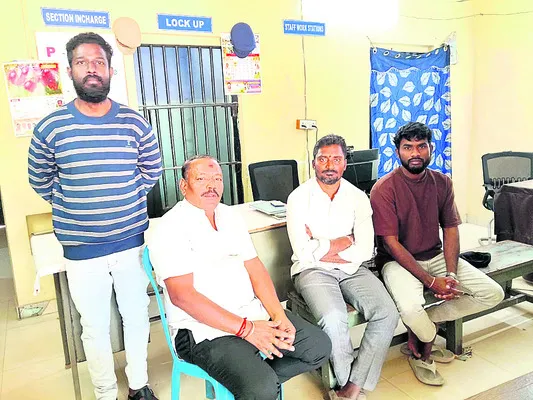 బీజేపీ నాయకుల అరెస్టు