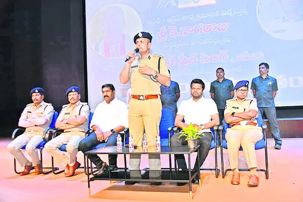 మద్యం మత్తులోనే ప్రమాదాలు