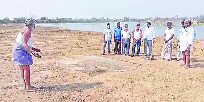 చేపలు పట్టేందుకు శిక్షణ 