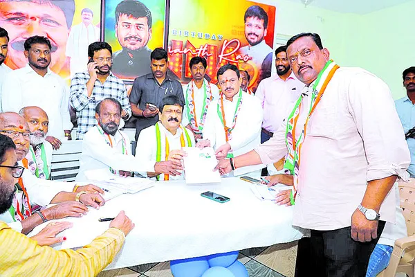గెలిచే అవకాశం ఉన్న వారికే టికెట్లు