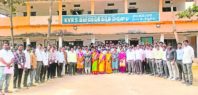 ఆర్థిక అక్షరాస్యతపై అవగాహన అవసరం 