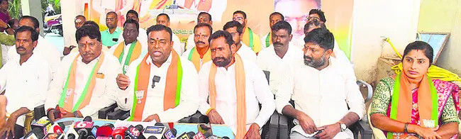 సొమ్మొకరిది.. సోకొకరిది