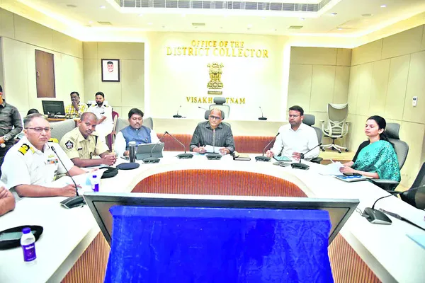 ఫిబ్రవరి 18న ఫ్లీట్‌ రివ్యూ 