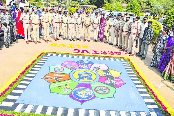 స్వీయరక్షణతో ప్రమాదాలకు చెక్‌