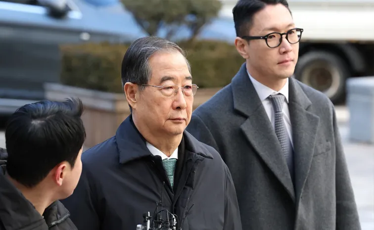 South Koreas former prime minister jailed for 23 years in martial law case