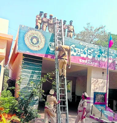 కొనసాగుతున్న జేఈఈ మెయిన్స్‌ 