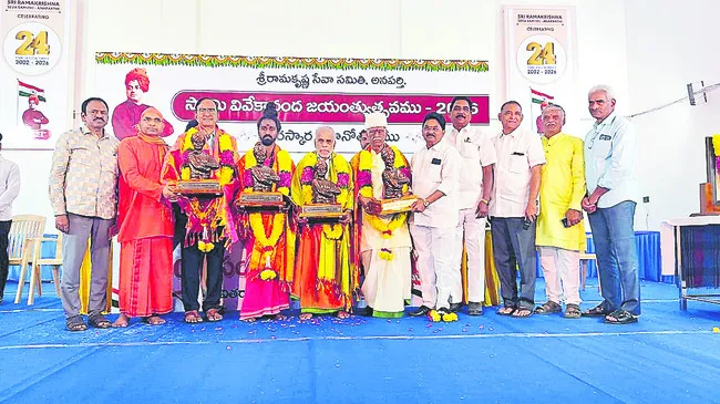 వివేకానందుని బోధనలు మార్గదర్శకం