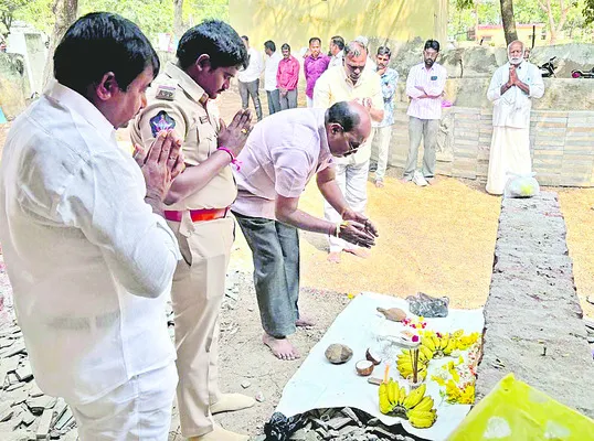 ఎస్పీ కార్యాలయ పునరుద్ధరణ పనులకు శంకుస్థాపన 