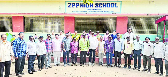 బోధనేతర పనులతో ఉపాధ్యాయులపై ఒత్తిడి 