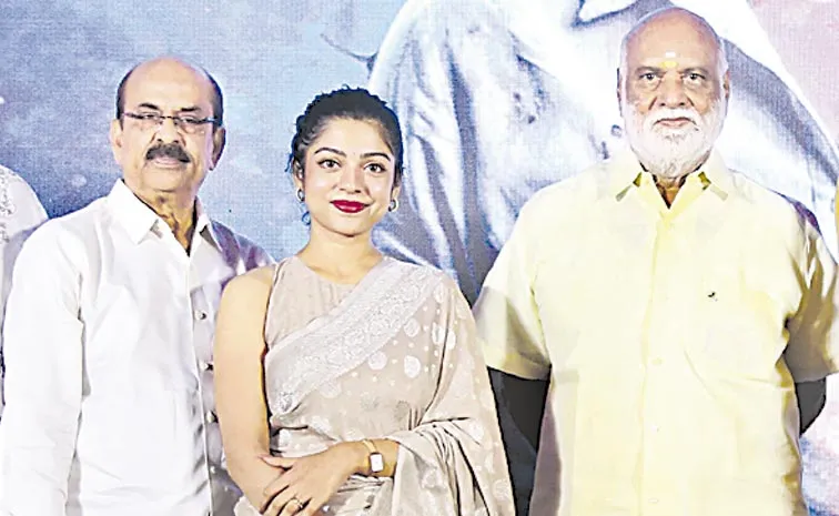 కిక్‌ బాక్సింగ్‌ నేర్చుకున్నాను: వర్ష బొల్లమ్మ