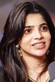 Actress Divya Bharathi About Childhood And Movies16