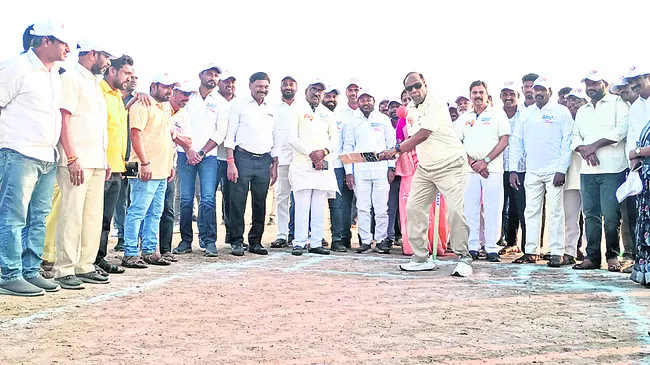 యువత రాణిస్తేనే దేశాభివృద్ధి సాధ్యం