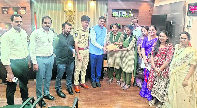 ఇప్పిలి నుంచి ఢిల్లీకి.. 