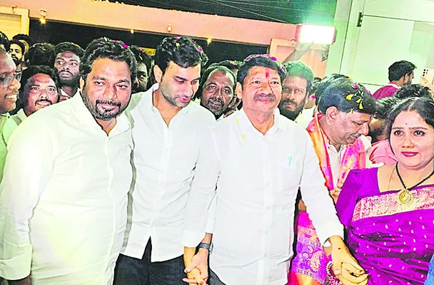 ఇబ్రహీంపట్నంలో జోగి బ్రదర్స్‌కు ఘన స్వాగతం 