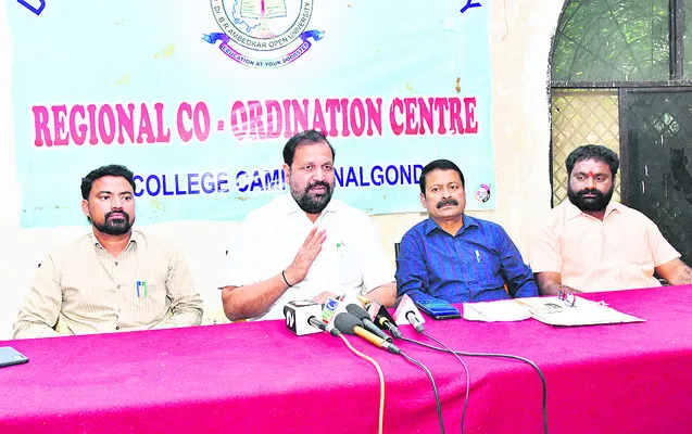 అంబేద్కర్‌ యూనివర్సిటీ పూర్వ విద్యార్థుల సమ్మేళనం