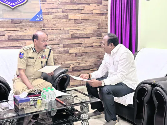 బెటాలియన్‌ అభివృద్ధికి నిధులు మంజూరు చేయండి 