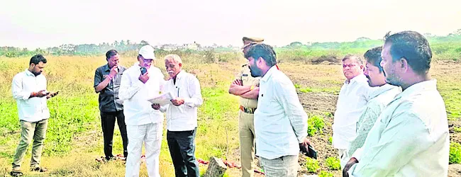 విస్తృతంగా అభివృద్ధి పనులు