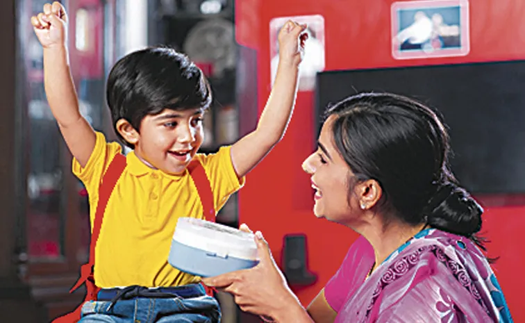 Steel plastic or glass which is better for lunch box