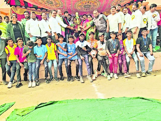 ముగిసిన రాష్ట్రస్థాయి సాఫ్ట్‌బాల్‌ పోటీలు