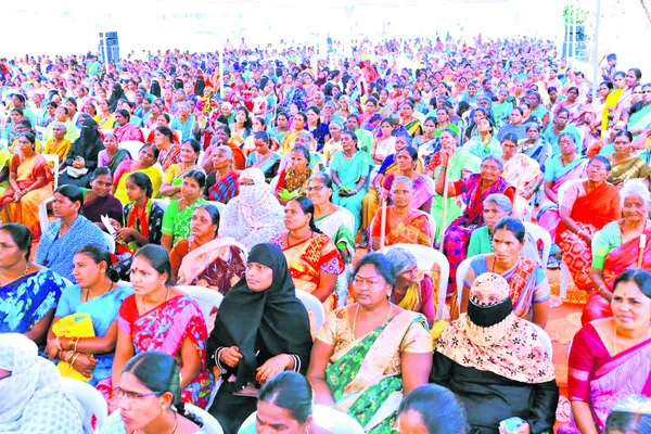 మహిళలకు తీపి కబురు 