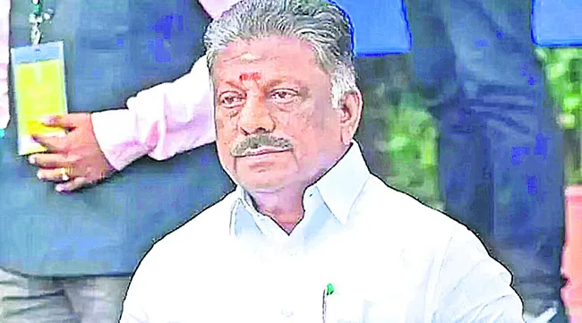 పన్నీరు గుడారం ఖాళీ 