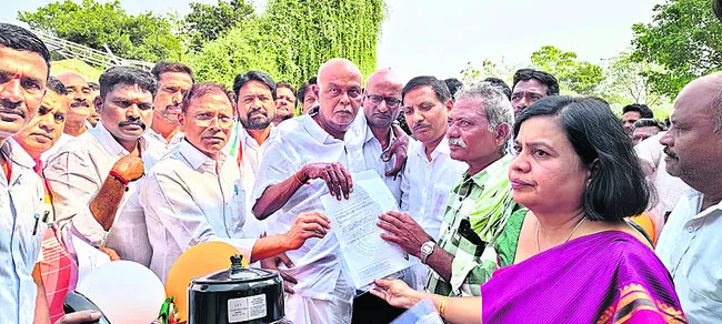 వ్యవసాయరంగానికి ప్రభుత్వం పెద్దపీట