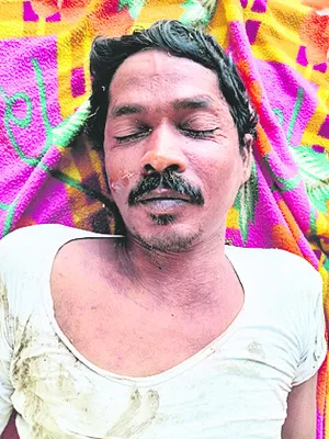 కూతురు సీమంతానికి వచ్చి.. 