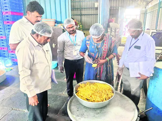 జిల్లాకు బెస్ట్‌ ఎలక్టోరల్‌ ప్రాక్టీసెస్‌ అవార్డు