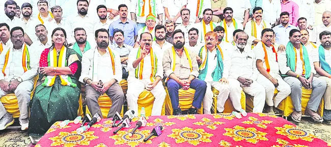 ఆదర్శ మున్సిపాలిటీగా తీర్చిదిద్దడమే లక్ష్యం 