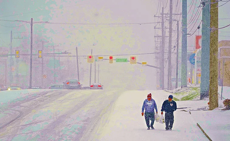 USA states declare emergencies as historic winter storm