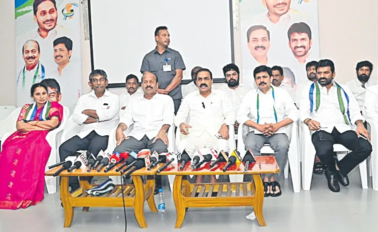 Kakani Govardhan Reddy fires on govt