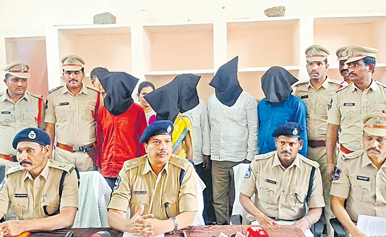 Three members of the Maoist party and five militia members have surrendered