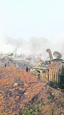 స్క్రాప్‌ విద్యుత్‌ ట్రాన్స్‌ఫార్మర్లు దగ్ధం 