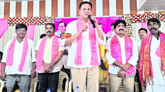 ‘అక్రమార్కులకు చెక్‌ పెడదాం’ 