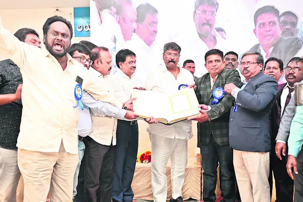 దార్శనిక నేత అంబేడ్కర్‌ 
